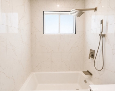 18022 Jersey Ave - Photo Thumbnail 14