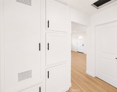 18022 Jersey Ave - Photo Thumbnail 16