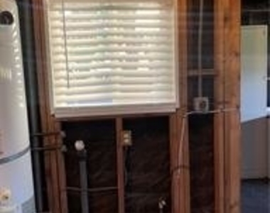 10502 Wedgeport Avenue - Photo Thumbnail 2