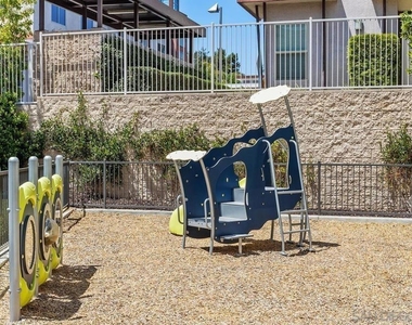 2601 Cranston Drive - Photo Thumbnail 24