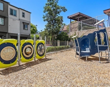 2601 Cranston Drive - Photo Thumbnail 25