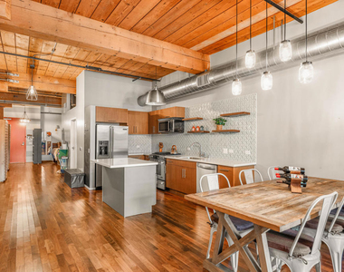 530 S Hewitt Street - Photo Thumbnail 14