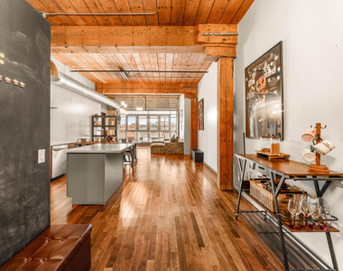 530 S Hewitt Street - Photo Thumbnail 6