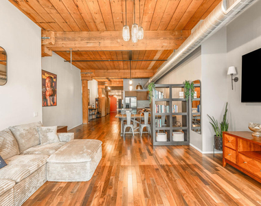 530 S Hewitt Street - Photo Thumbnail 20