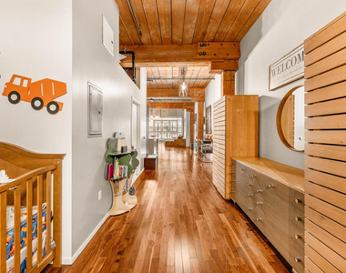 530 S Hewitt Street - Photo Thumbnail 25