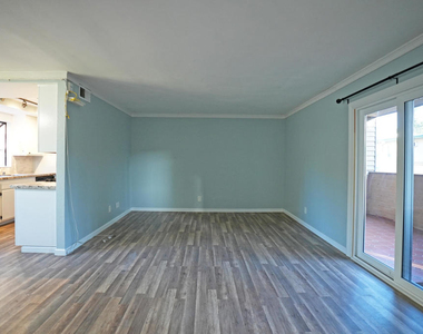 434 N Oakland Avenue - Photo Thumbnail 1
