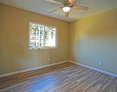 434 N Oakland Avenue - Photo Thumbnail 11