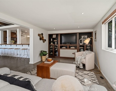11575 Sunshine Terrace - Photo Thumbnail 12