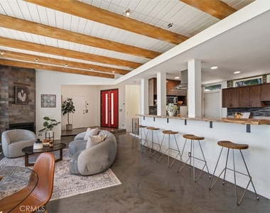 11575 Sunshine Terrace - Photo Thumbnail 7