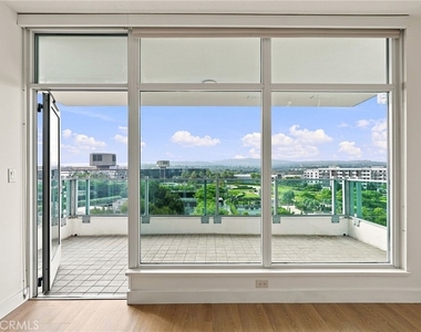 3141 Michelson - Photo Thumbnail 16