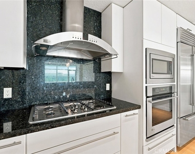 3141 Michelson - Photo Thumbnail 6