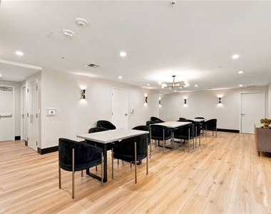 3141 Michelson - Photo Thumbnail 19