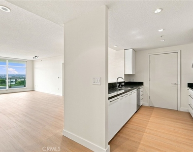 3141 Michelson - Photo Thumbnail 7