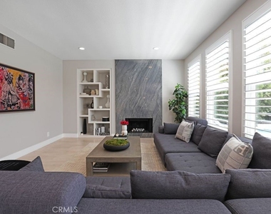 57 Laurelhurst - Photo Thumbnail 13