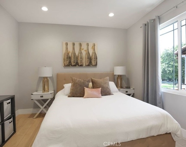 57 Laurelhurst - Photo Thumbnail 19