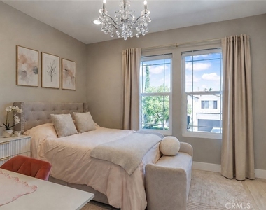 57 Laurelhurst - Photo Thumbnail 39