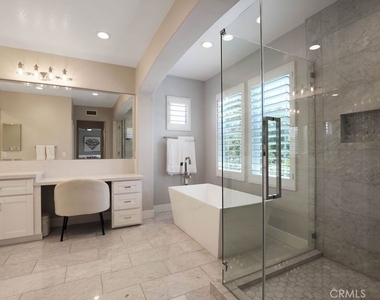 57 Laurelhurst - Photo Thumbnail 22