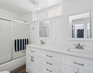 5212 Seashore - Photo Thumbnail 10