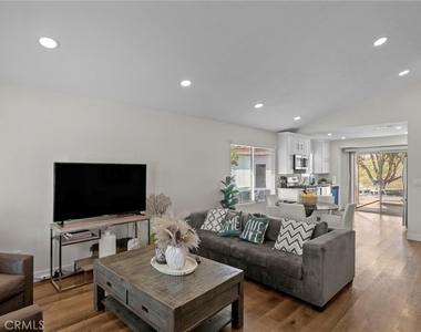 23020 Mansfield Lane - Photo Thumbnail 3