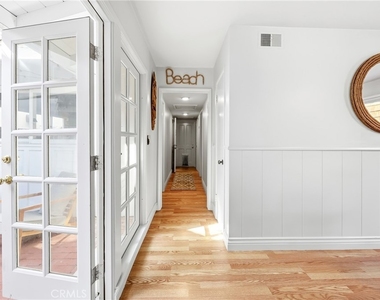 2104 E Ocean - Photo Thumbnail 15