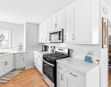 2104 E Ocean - Photo Thumbnail 12