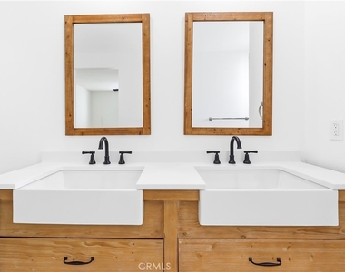 3010 W Oceanfront - Photo Thumbnail 27