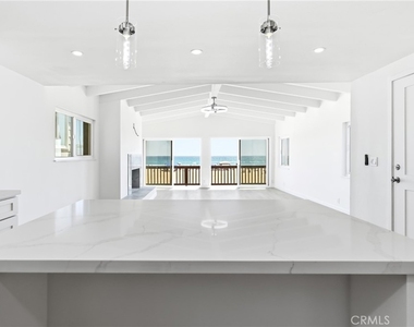 3010 W Oceanfront - Photo Thumbnail 18