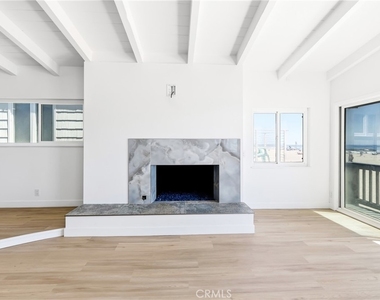 3010 W Oceanfront - Photo Thumbnail 9