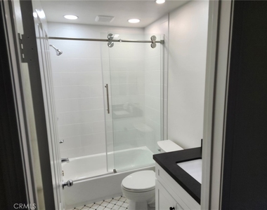 2733 Dietrich - Photo Thumbnail 5
