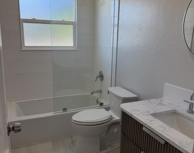 4881 Dixie Dr - Photo Thumbnail 27