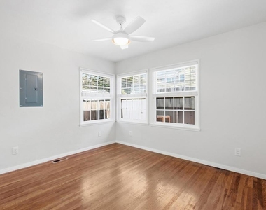 4881 Dixie Dr - Photo Thumbnail 39