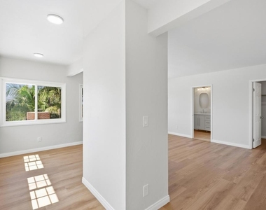 4881 Dixie Dr - Photo Thumbnail 41