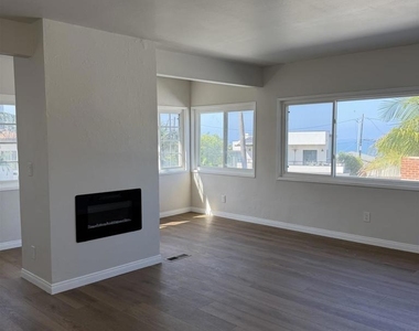4881 Dixie Dr - Photo Thumbnail 20