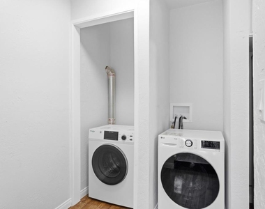 4881 Dixie Dr - Photo Thumbnail 35