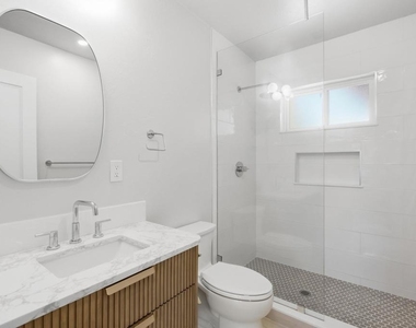 4879 Dixie Drive - Photo Thumbnail 24