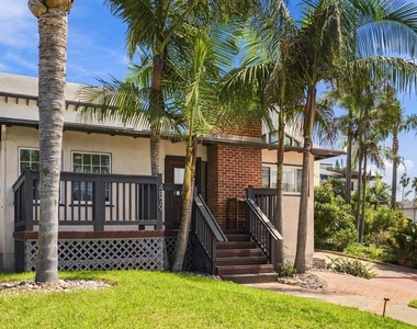 4879 Dixie Drive - Photo Thumbnail 8