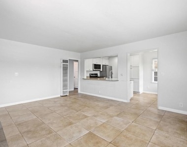 4879 Dixie Drive - Photo Thumbnail 15
