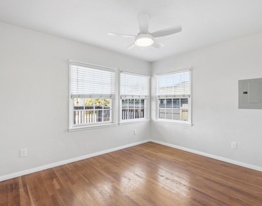 4879 Dixie Drive - Photo Thumbnail 25