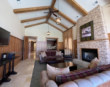 2881 Meridian Avenue - Photo Thumbnail 18