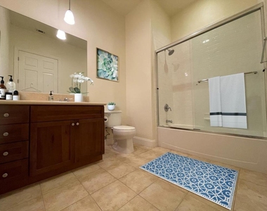 2881 Meridian Avenue - Photo Thumbnail 6