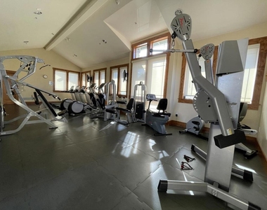 2881 Meridian Avenue - Photo Thumbnail 17