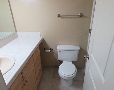 10401 Point Lakeview Road - Photo Thumbnail 7