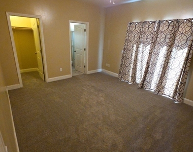 10401 Point Lakeview Road - Photo Thumbnail 5