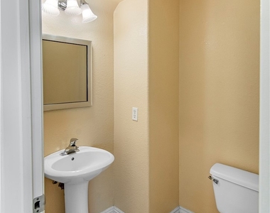 5960 Abernathy Drive - Photo Thumbnail 9