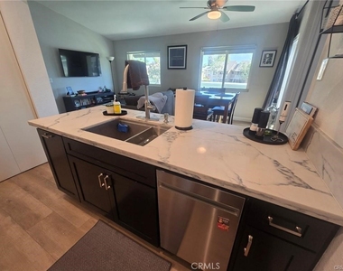 3640 Oak Creek Drive - Photo Thumbnail 5