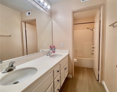 14880 Southend Street - Photo Thumbnail 19