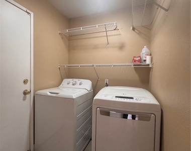 14880 Southend Street - Photo Thumbnail 23