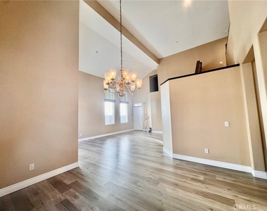 14880 Southend Street - Photo Thumbnail 3