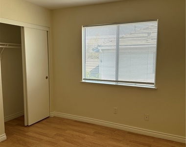 11377 Havstad Drive - Photo Thumbnail 20