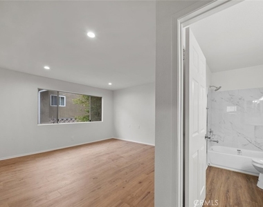 731 E Cypress Avenue - Photo Thumbnail 14
